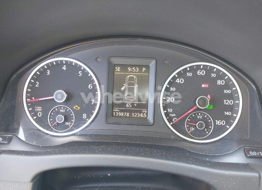 Photo 7 of 2011 Volkswagen Tiguan SE (VIN WVGBV7AX7BW529097)