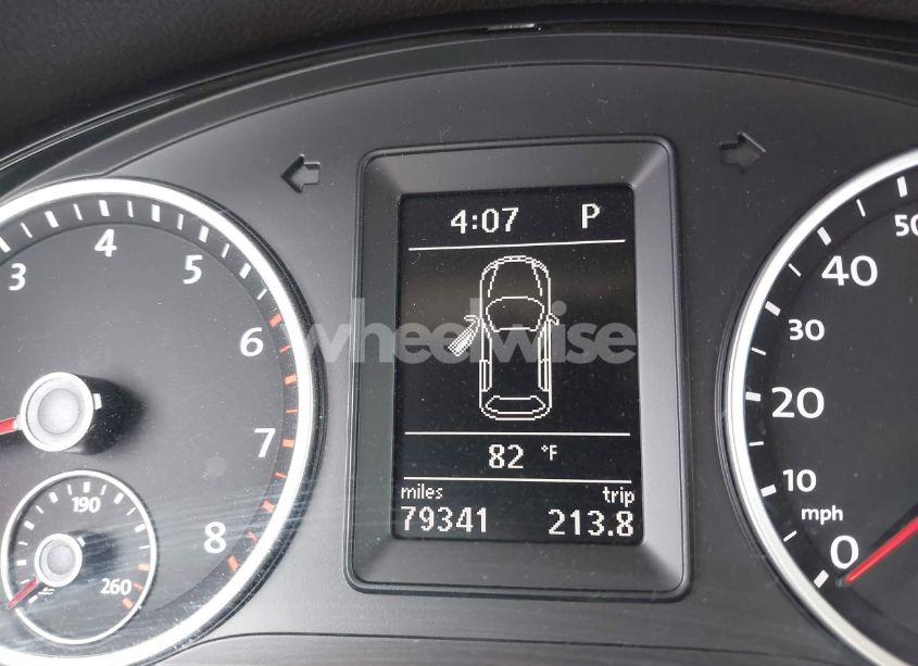 Photo 15 of 2012 Volkswagen Tiguan S (VIN WVGBV7AX9CW518118)