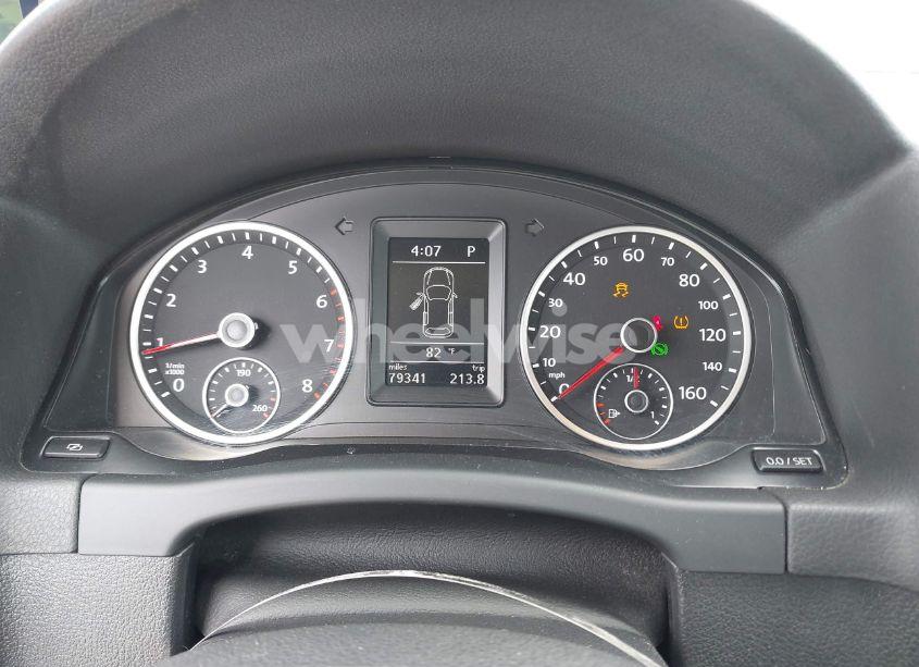 Photo 7 of 2012 Volkswagen Tiguan S (VIN WVGBV7AX9CW518118)