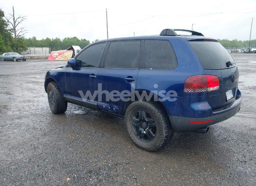 Photo 3 of 2004 Volkswagen Touareg V8 (VIN WVGCM67L24D026100)