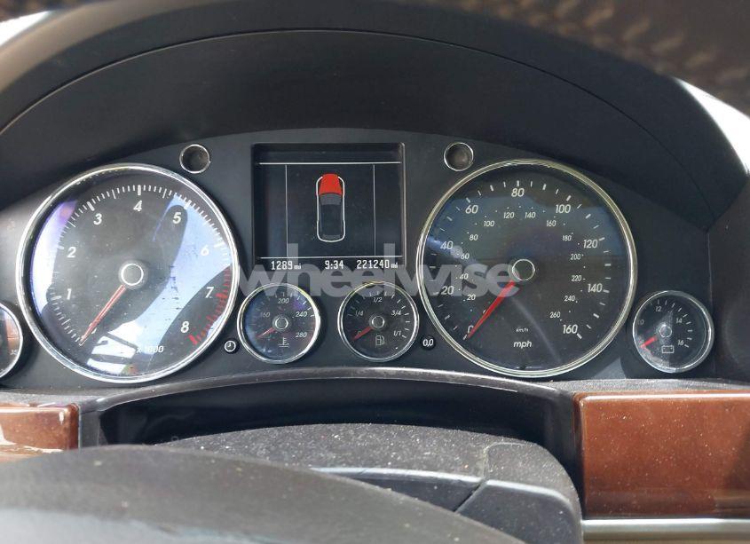 Photo 7 of 2004 Volkswagen Touareg V8 (VIN WVGCM77L24D061029)