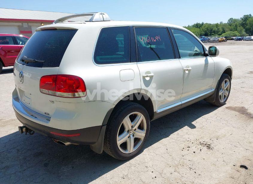 Photo 4 of 2004 Volkswagen Touareg V8 (VIN WVGCM77L94D072691)