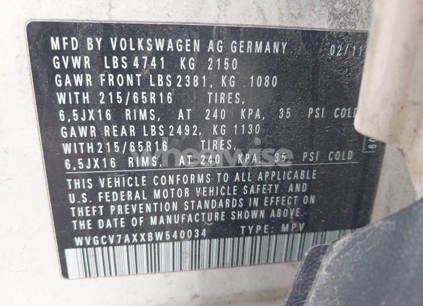 Photo 9 of 2011 Volkswagen Tiguan S (VIN WVGCV7AXXBW540034)