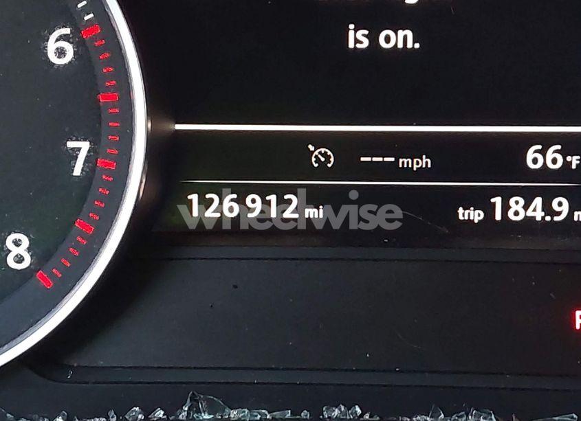 Photo 15 of 2014 Volkswagen Touareg 3.6L SPORT (VIN WVGEF9BP8ED013755)