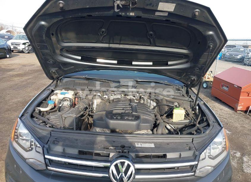 Photo 10 of 2014 Volkswagen Touareg 3.6L SPORT (VIN WVGEF9BP9ED010718)