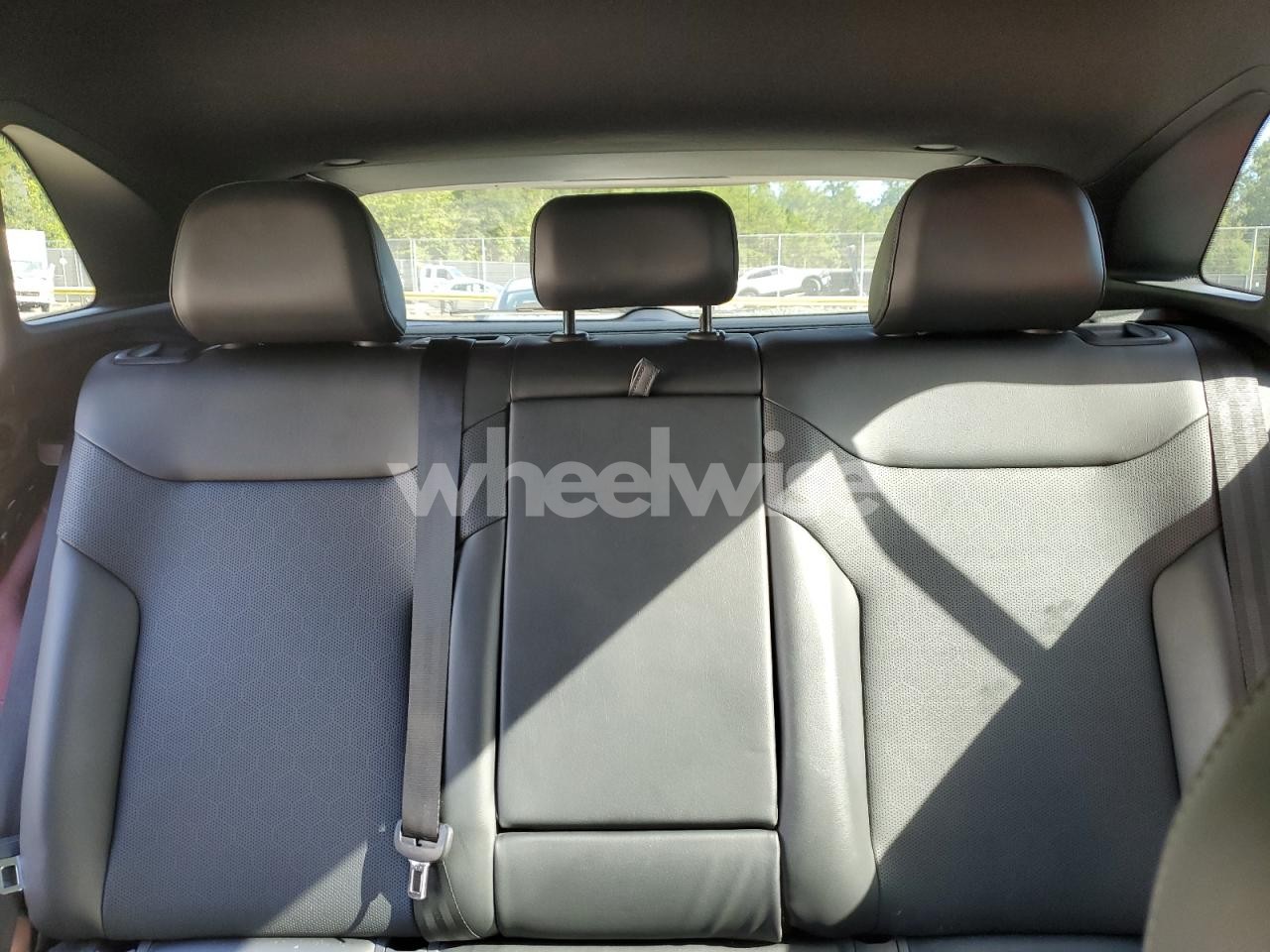 Photo 10 of 2022 VOLKSWAGEN ID.4 PRO S (VIN WVGKMPE27NP072582)