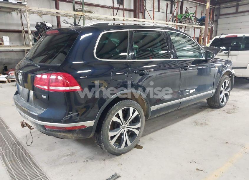 Photo 4 of 2017 Volkswagen Touareg V6 WOLFSBURG EDITION (VIN WVGRF7BP0HD003232)