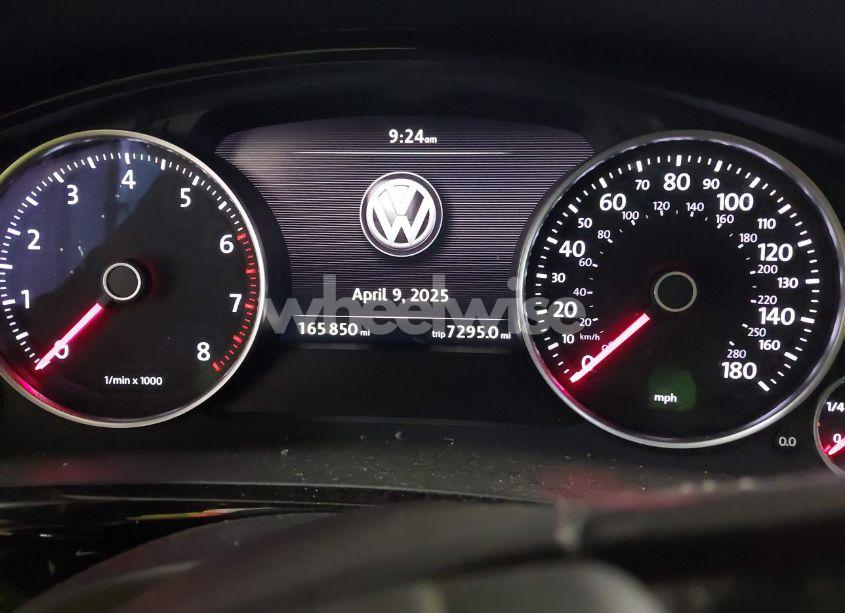 Photo 7 of 2017 Volkswagen Touareg V6 WOLFSBURG EDITION (VIN WVGRF7BP0HD003232)