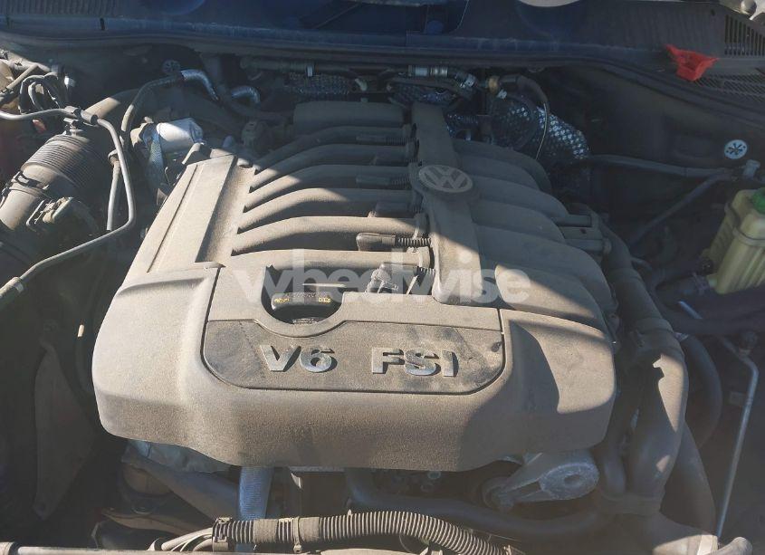 Photo 10 of 2017 Volkswagen Touareg V6 WOLFSBURG EDITION (VIN WVGRF7BP1HD004308)