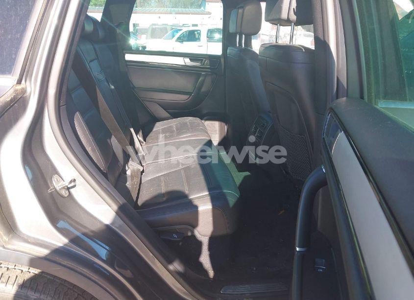 Photo 8 of 2017 Volkswagen Touareg V6 WOLFSBURG EDITION (VIN WVGRF7BP1HD004308)