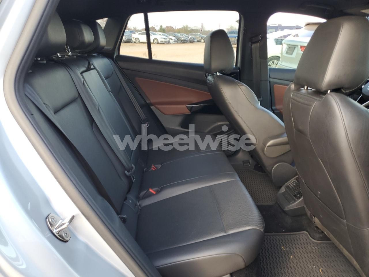 Photo 10 of 2021 VOLKSWAGEN ID.4 PRO S (VIN WVGTMPE29MP041059)