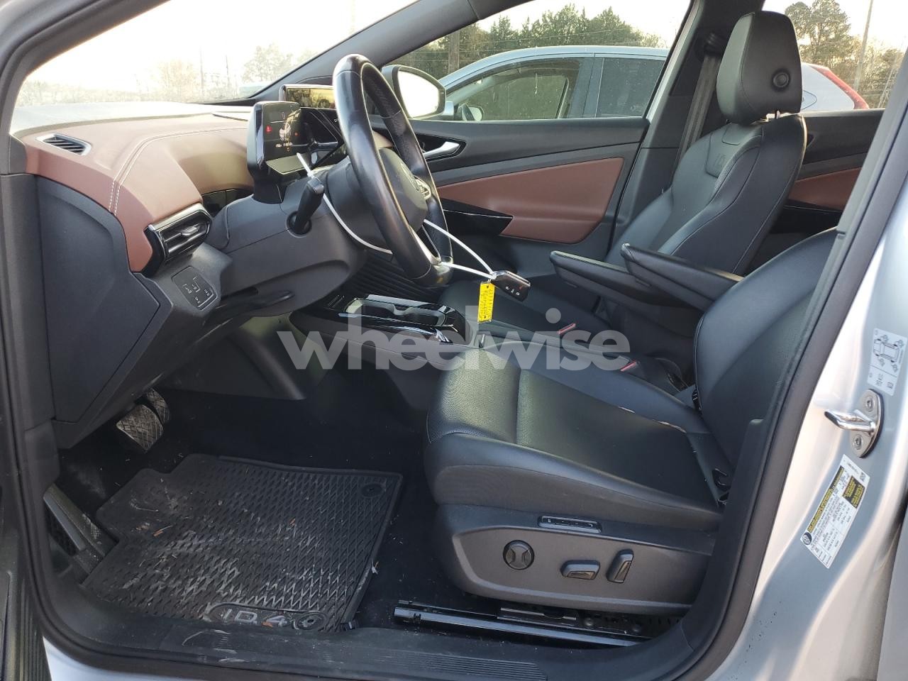 Photo 7 of 2021 VOLKSWAGEN ID.4 PRO S (VIN WVGTMPE29MP041059)