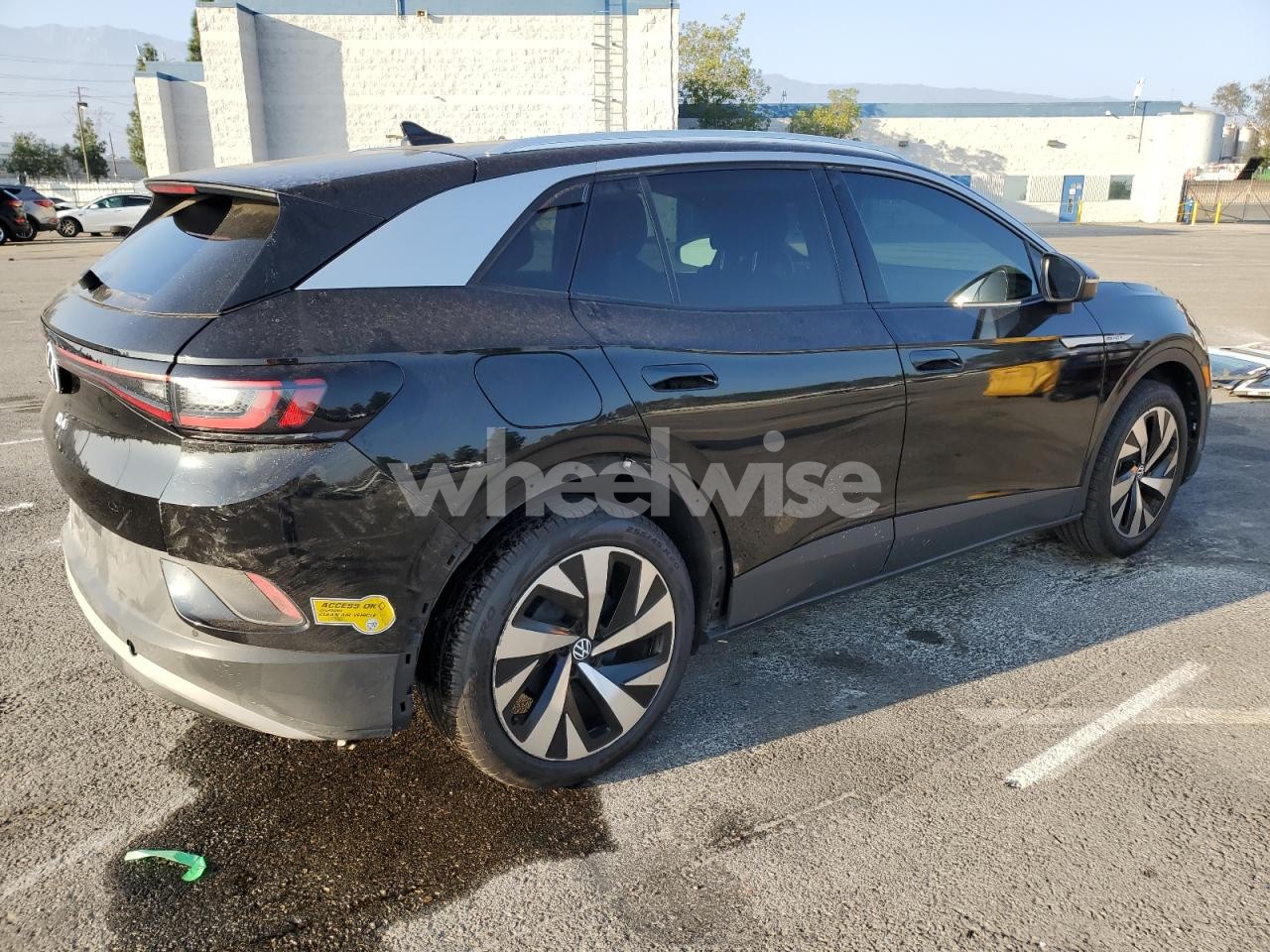 Photo 3 of 2022 VOLKSWAGEN ID.4 PRO S (VIN WVGUNPE21NP055959)