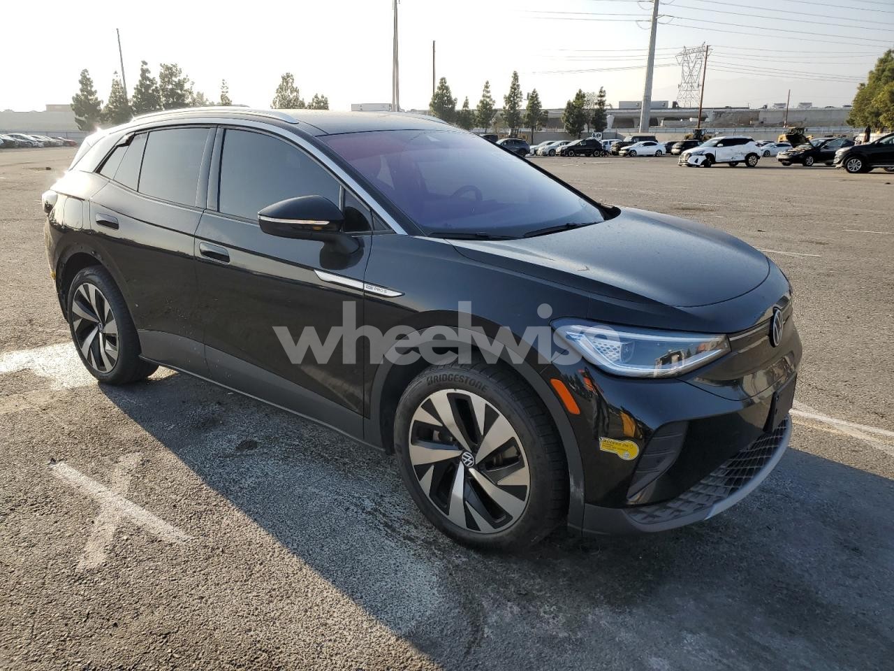 Photo 4 of 2022 VOLKSWAGEN ID.4 PRO S (VIN WVGUNPE21NP055959)