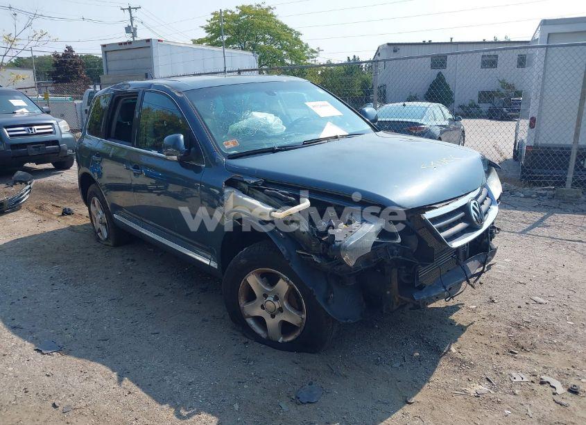 2006 Volkswagen Touareg V6 (VIN WVGZG77L46D016680) main photo