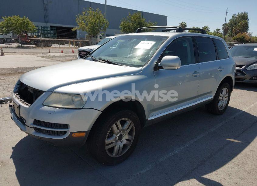 Photo 2 of 2006 Volkswagen Touareg V8 (VIN WVGZM77L86D032227)