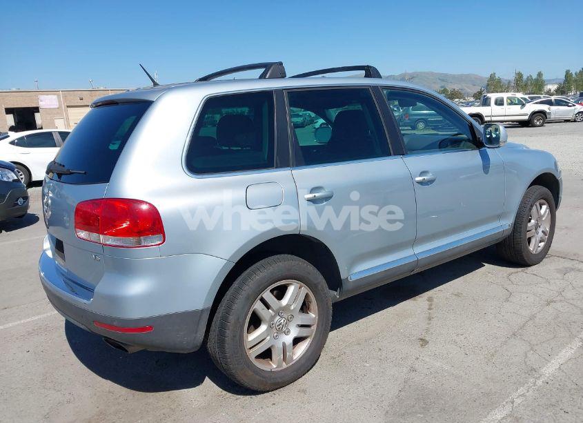Photo 4 of 2006 Volkswagen Touareg V8 (VIN WVGZM77L86D032227)