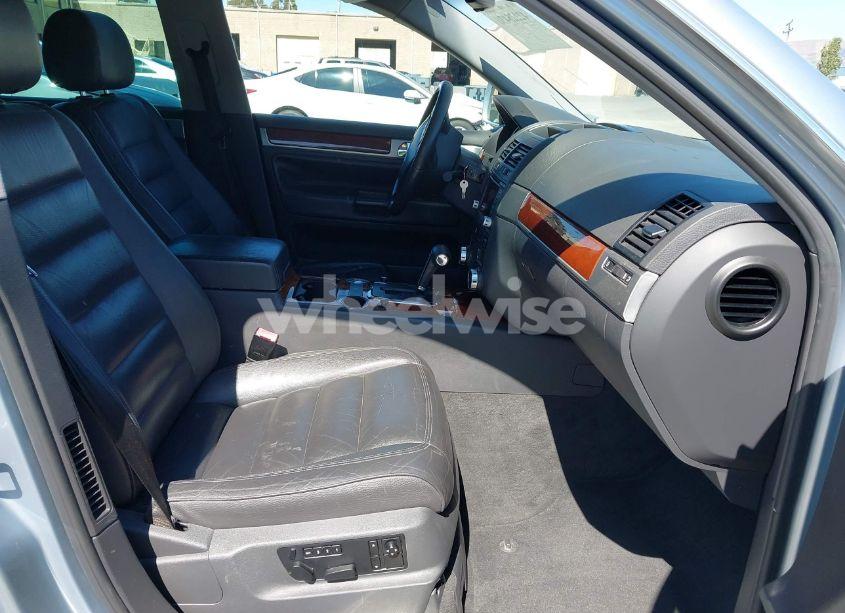 Photo 5 of 2006 Volkswagen Touareg V8 (VIN WVGZM77L86D032227)