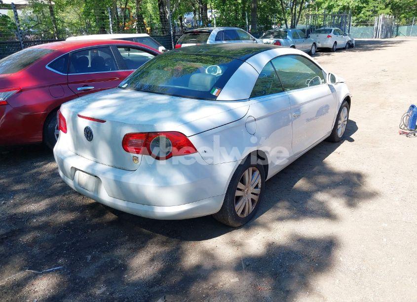 Photo 4 of 2008 Volkswagen Eos KOMFORT/TURBO (VIN WVWAA71F98V040279)