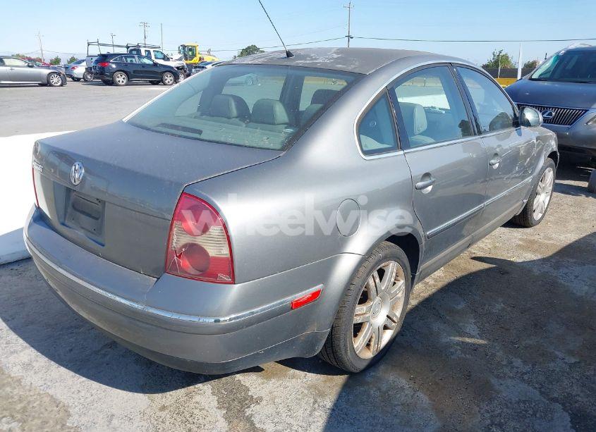 Photo 4 of 2005 Volkswagen Passat GLS 1.8T (VIN WVWAD63B05P029893)