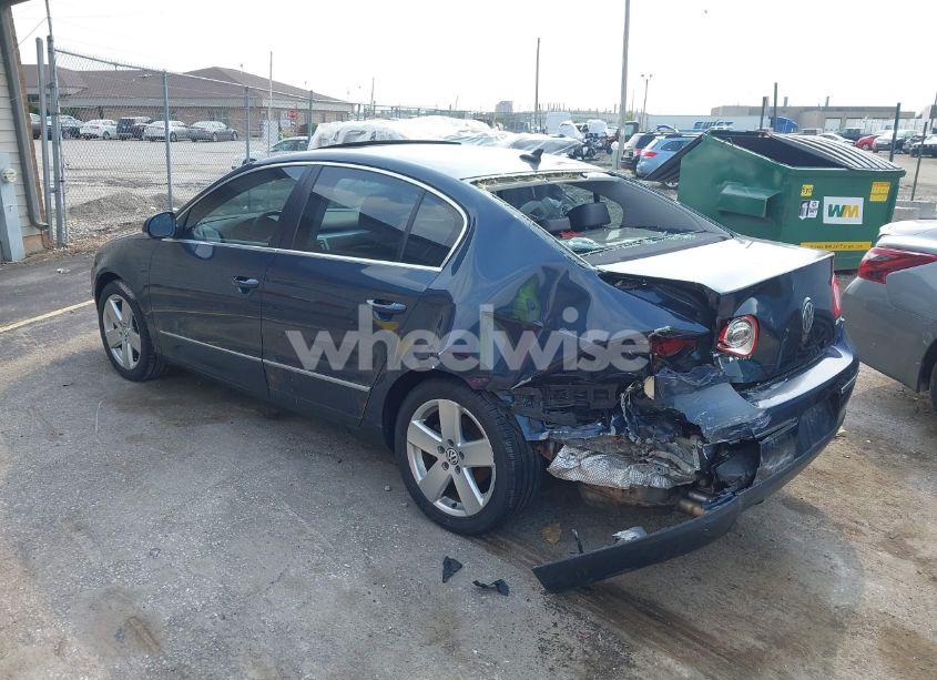 Photo 3 of 2008 Volkswagen Passat KOMFORT (VIN WVWAK73C68E089004)