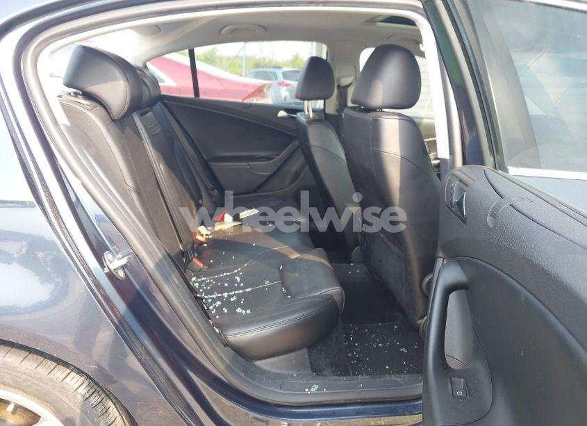 Photo 8 of 2008 Volkswagen Passat KOMFORT (VIN WVWAK73C68E089004)