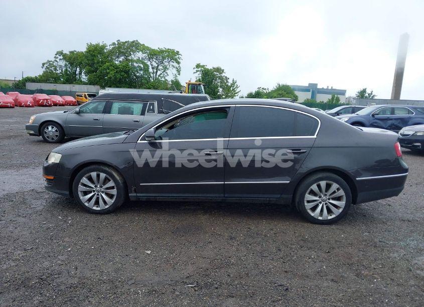 Photo 13 of 2008 Volkswagen Passat KOMFORT (VIN WVWAK73C88P052203)