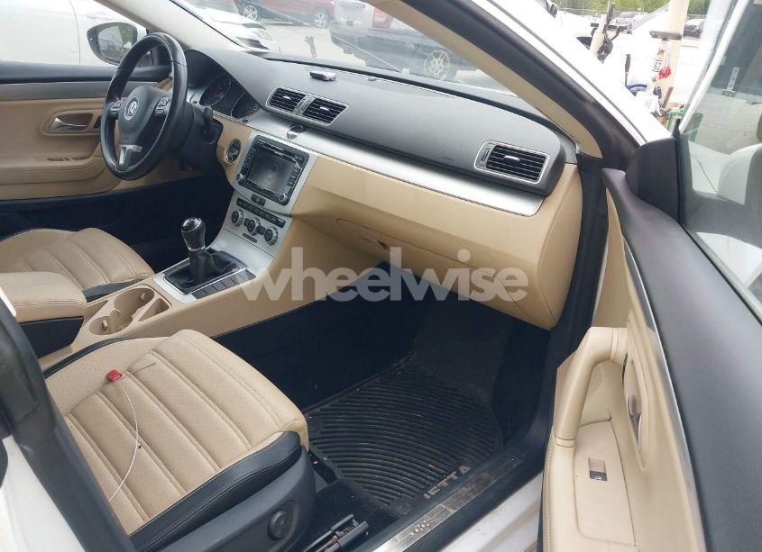 Photo 5 of 2013 Volkswagen Cc 2.0T SPORT (VIN WVWAN7AN6DE537246)