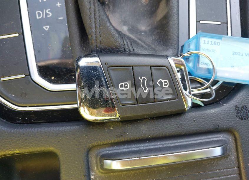 Photo 11 of 2021 Volkswagen Arteon SE (VIN WVWAR7AN2ME012169)