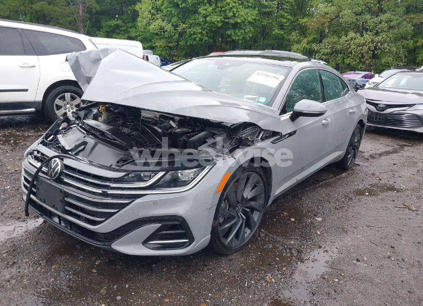 Photo 2 of 2023 Volkswagen Arteon 2.0T SEL R-LINE (VIN WVWAR7ANXPE010870)