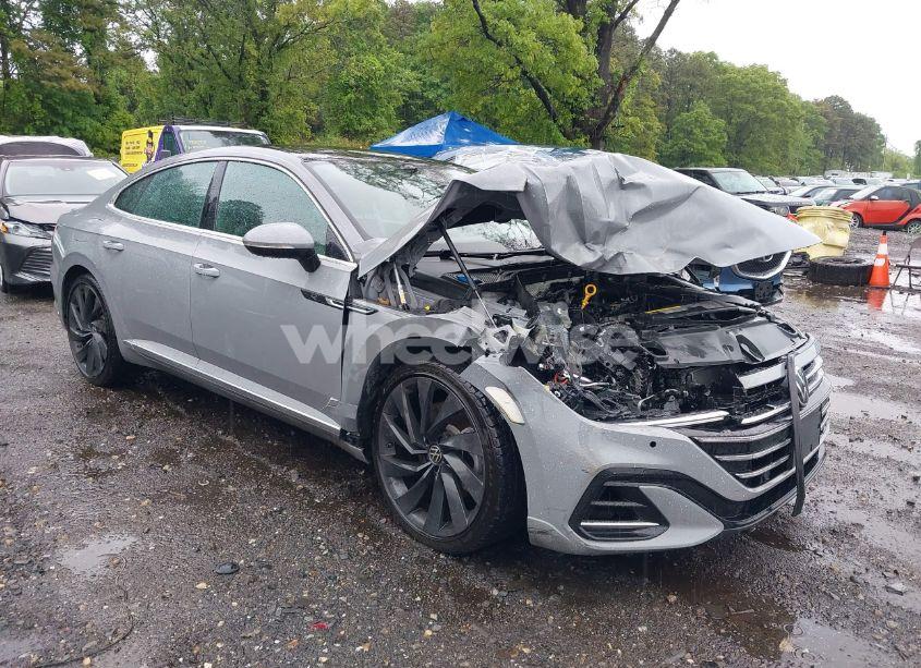 Photo 6 of 2023 Volkswagen Arteon 2.0T SEL R-LINE (VIN WVWAR7ANXPE010870)