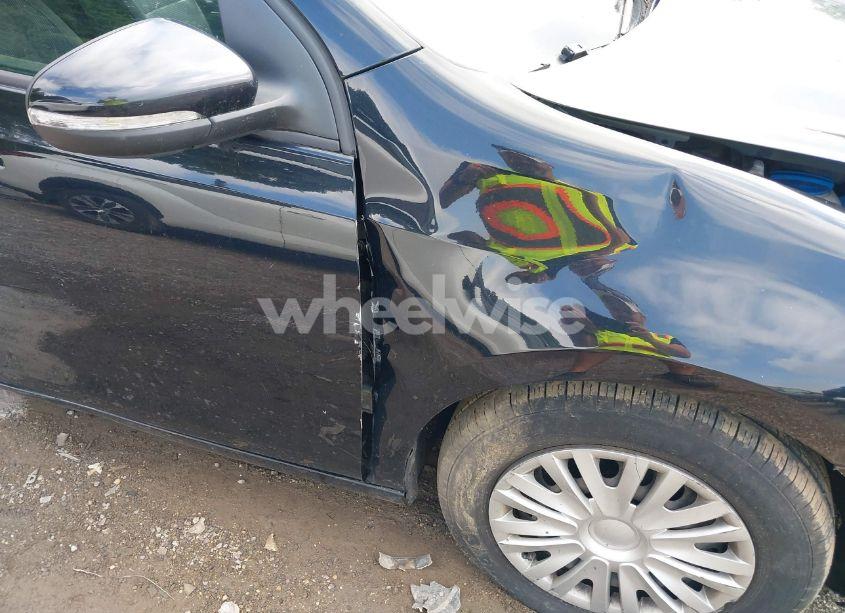 Photo 13 of 2012 Volkswagen Golf 2.5L 2-DOOR (VIN WVWBB7AJ0CW315093)