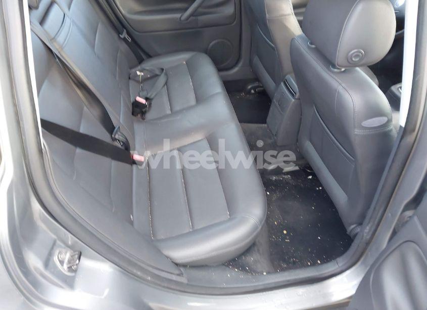 Photo 7 of 2005 Volkswagen Passat GLS (VIN WVWBD63B05E061856)