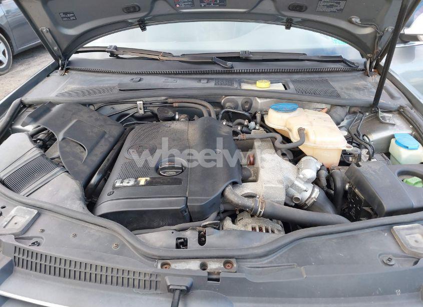 Photo 9 of 2005 Volkswagen Passat GLS (VIN WVWBD63B05E061856)