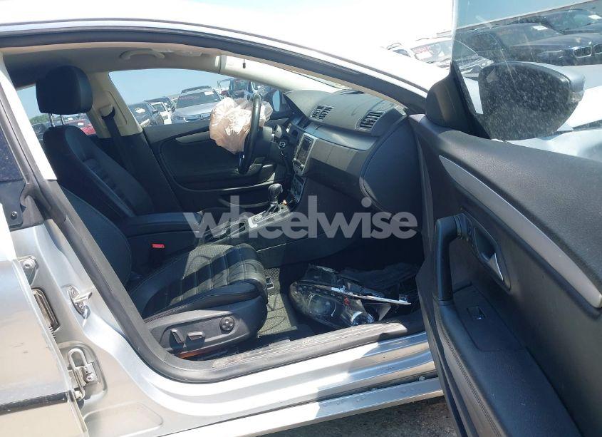 Photo 5 of 2016 Volkswagen Cc 2.0T SPORT (VIN WVWBN7AN9GE500331)