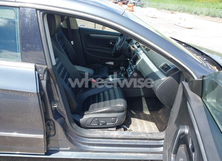 Photo 5 of 2013 Volkswagen Cc 2.0T SPORT (VIN WVWBP7AN0DE558186)
