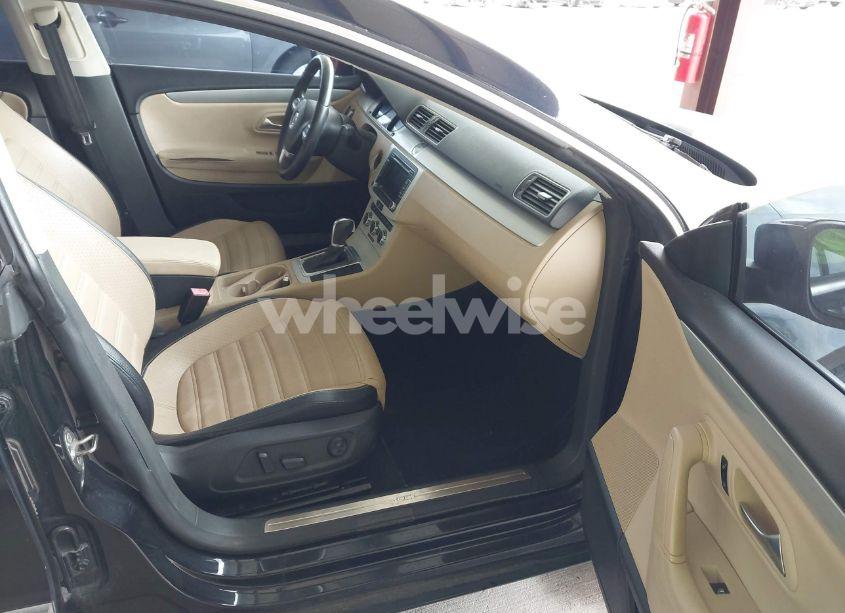 Photo 5 of 2013 Volkswagen Cc 2.0T SPORT (VIN WVWBP7AN1DE506856)