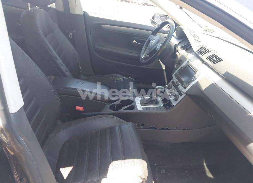 Photo 5 of 2016 Volkswagen Cc 2.0T SPORT (VIN WVWBP7AN1GE502780)