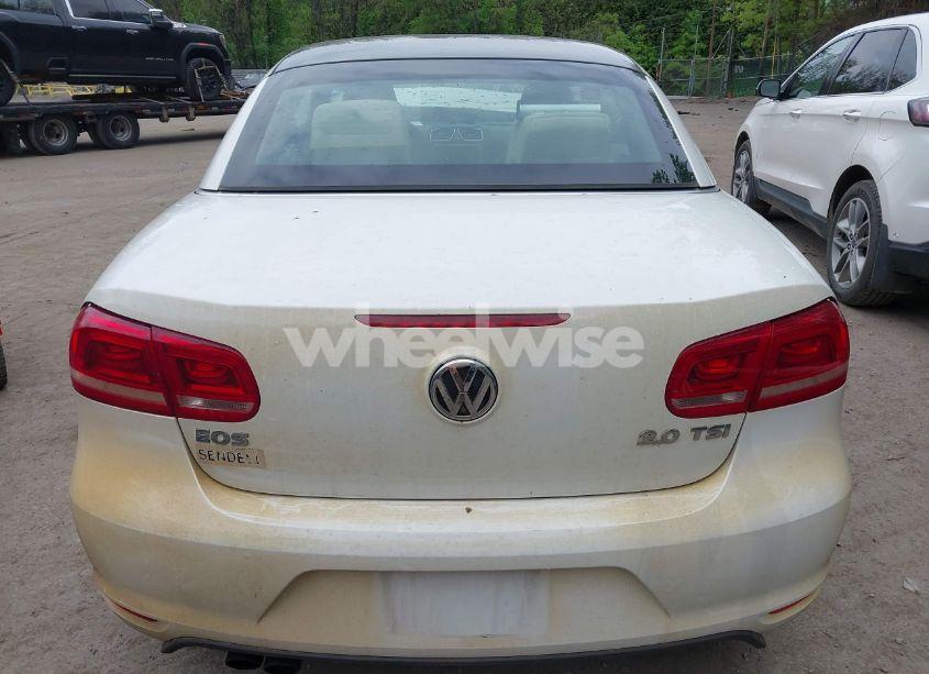 Photo 16 of 2012 Volkswagen Eos KOMFORT (VIN WVWBW7AH7CV019687)