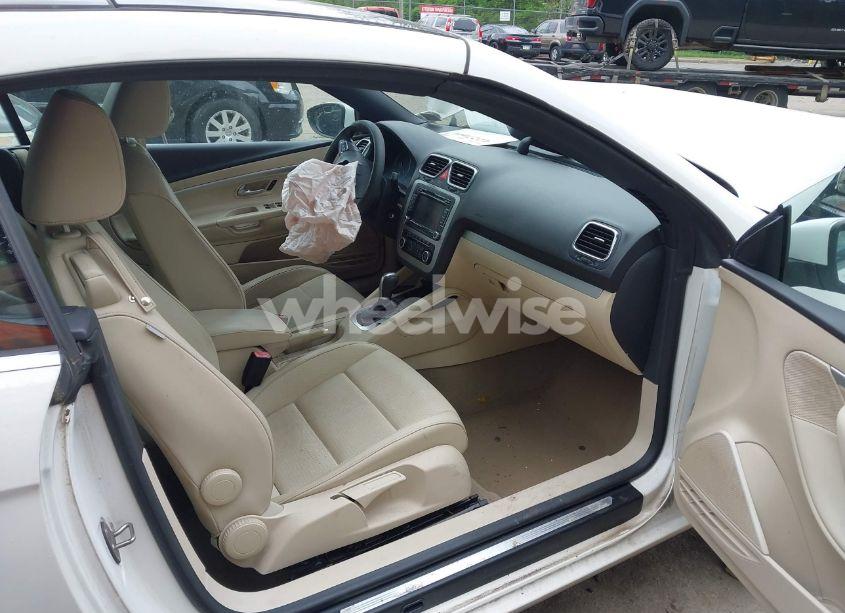 Photo 5 of 2012 Volkswagen Eos KOMFORT (VIN WVWBW7AH7CV019687)