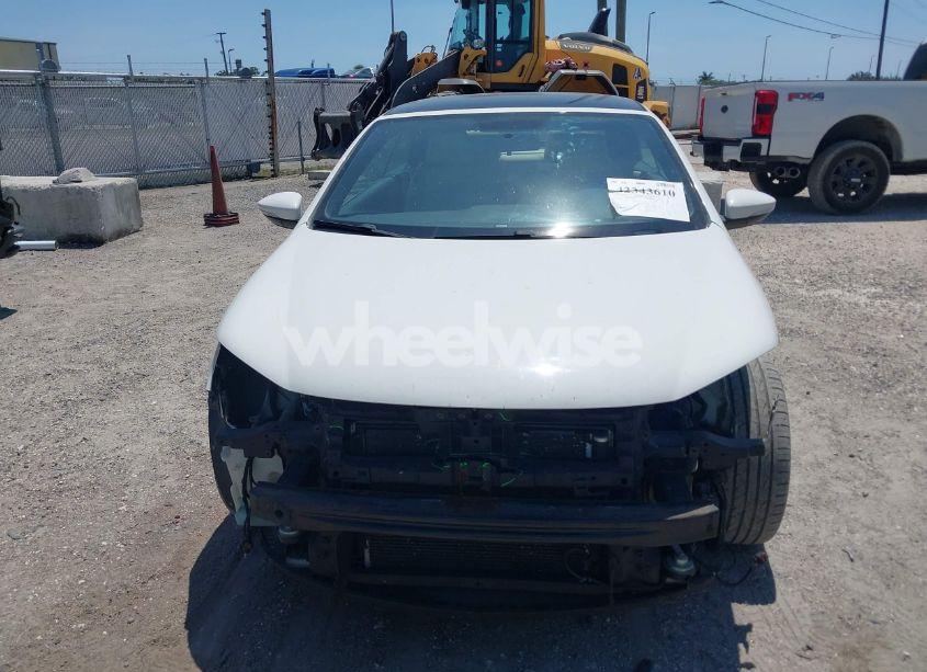 Photo 13 of 2012 Volkswagen Eos KOMFORT (VIN WVWBW7AH7CV019799)