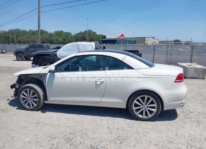 Photo 15 of 2012 Volkswagen Eos KOMFORT (VIN WVWBW7AH7CV019799)