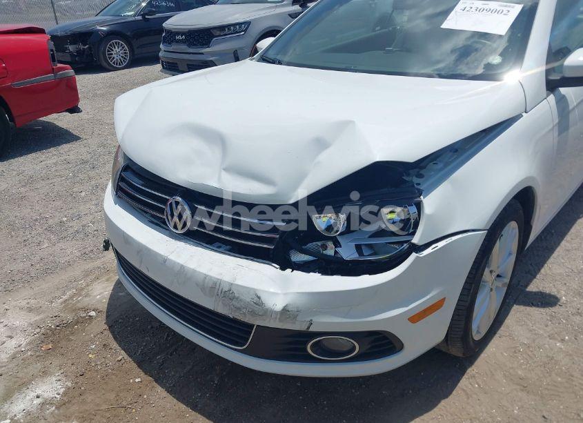 Photo 6 of 2015 Volkswagen Eos KOMFORT EDITION (VIN WVWBW8AH6FV002874)