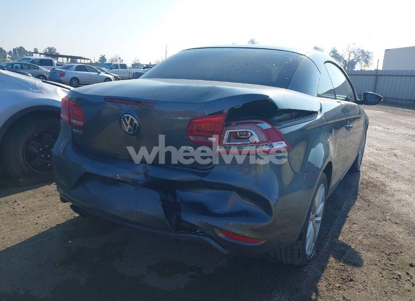 Photo 4 of 2015 Volkswagen Eos KOMFORT EDITION (VIN WVWBW8AH7FV004228)
