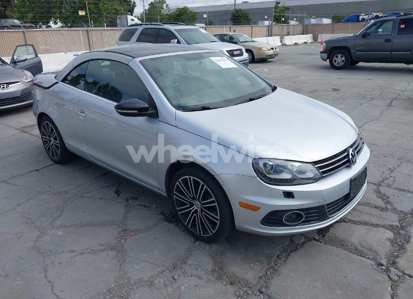 2013 Volkswagen Eos SPORT (VIN WVWBW8AH9DV009377) main photo