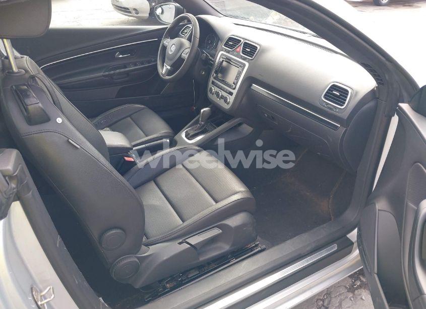 Photo 5 of 2013 Volkswagen Eos SPORT (VIN WVWBW8AH9DV009377)