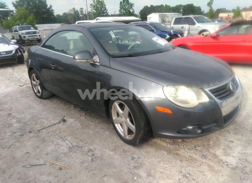 2007 Volkswagen Eos 2.0T (VIN WVWDA71F27V018751) main photo