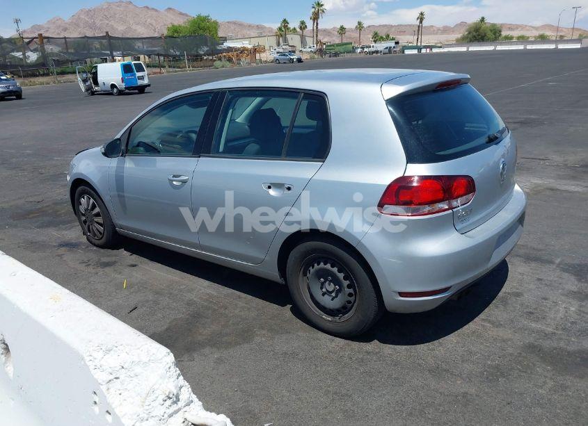 Photo 3 of 2013 Volkswagen Golf 2.5L 4-DOOR (VIN WVWDB7AJ0DW130293)