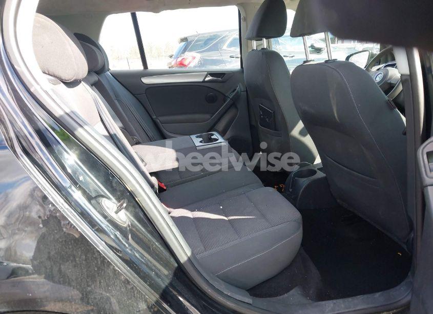 Photo 8 of 2011 Volkswagen Golf 2.5L 4-DOOR (VIN WVWDB7AJ2BW249668)