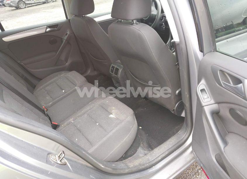 Photo 8 of 2012 Volkswagen Golf 2.5L 4-DOOR (VIN WVWDB7AJ3CW193788)